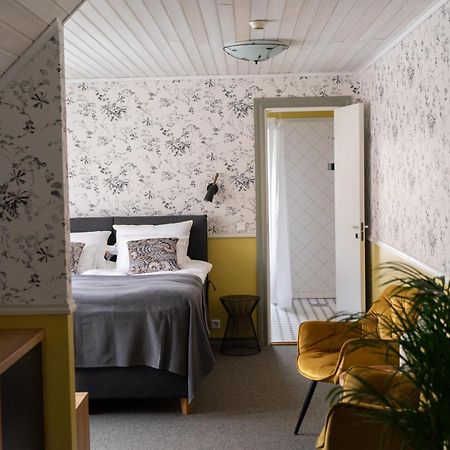 Vanalinna Hotel Kuressaare Exteriör bild