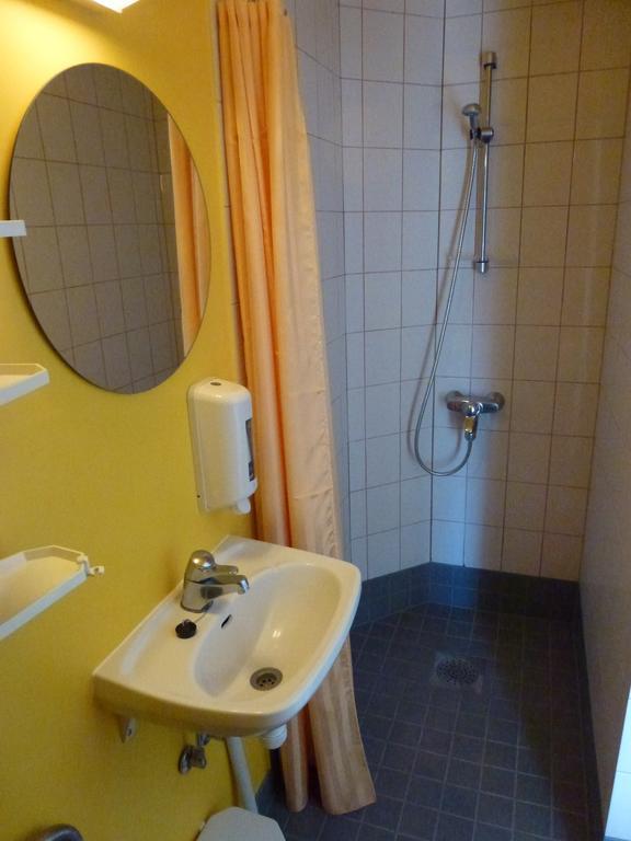 Vanalinna Hotel Kuressaare Rum bild