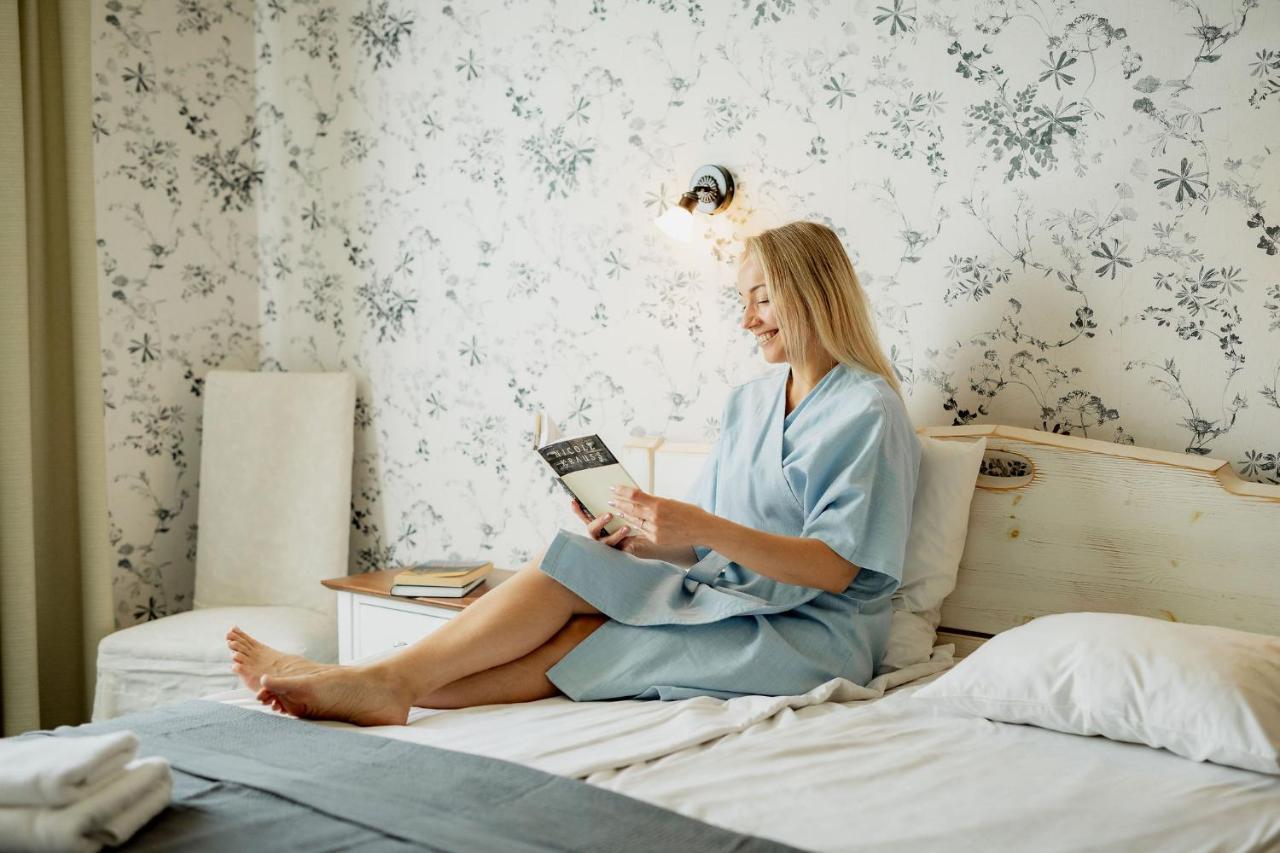 Vanalinna Hotel Kuressaare Exteriör bild