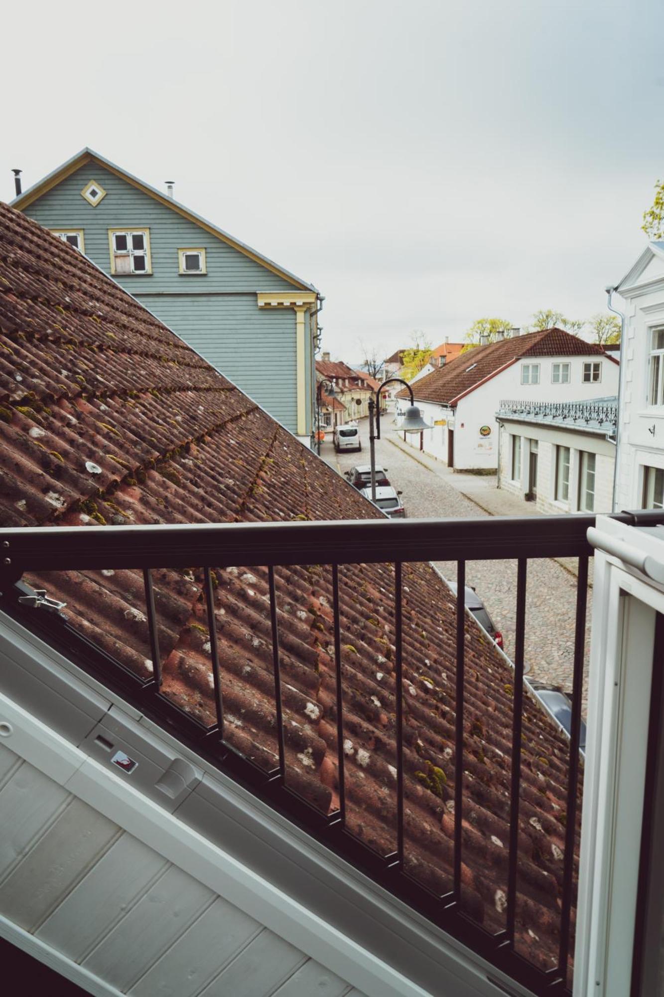 Vanalinna Hotel Kuressaare Exteriör bild