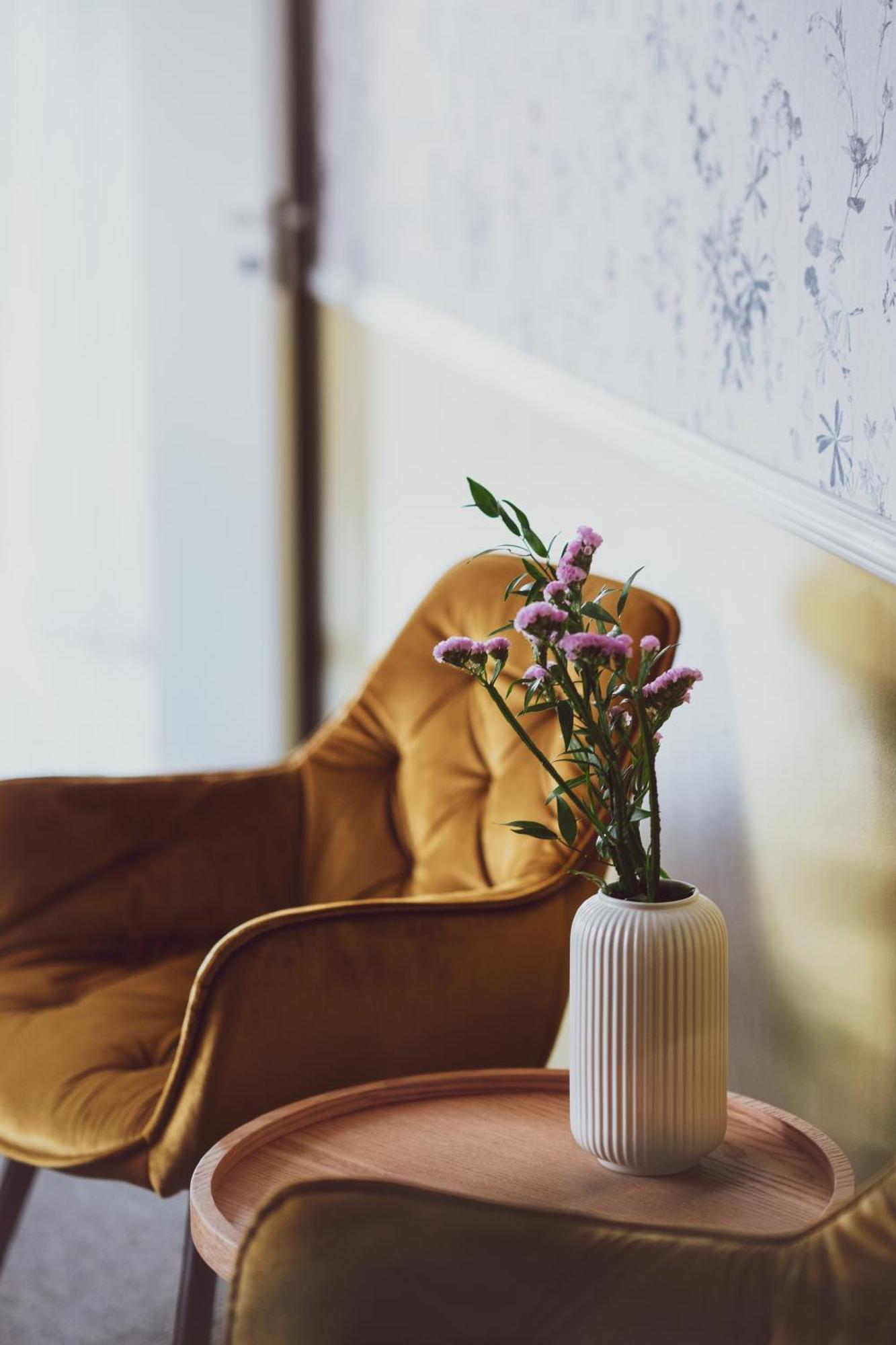 Vanalinna Hotel Kuressaare Exteriör bild