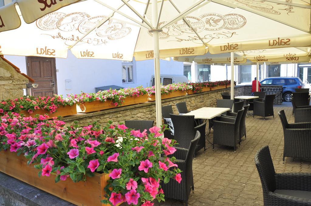 Vanalinna Hotel Kuressaare Exteriör bild