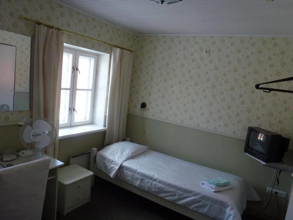 Vanalinna Hotel Kuressaare Exteriör bild